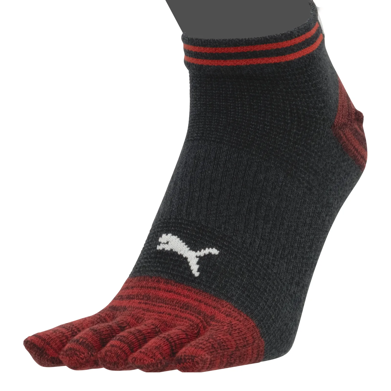 ブラックとレッドの5本指PUMA WORK SOCKS