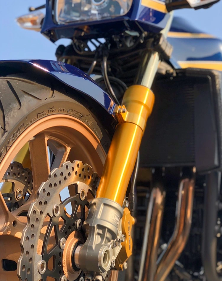 OHLINS フロントサスペンション装着車