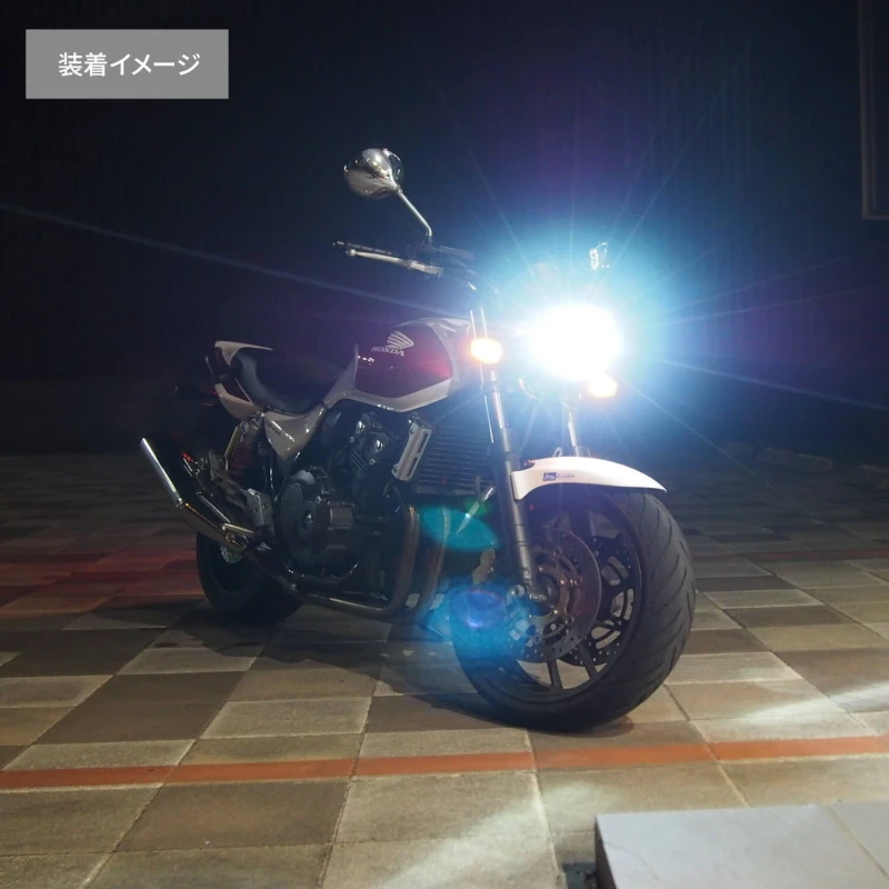 Valenti Moto LEDヘッドライト装着車