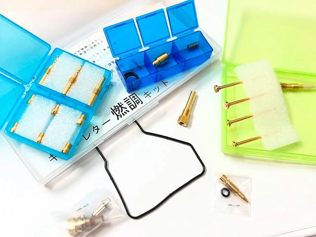 KEYSTER燃調キットの各種構成部品