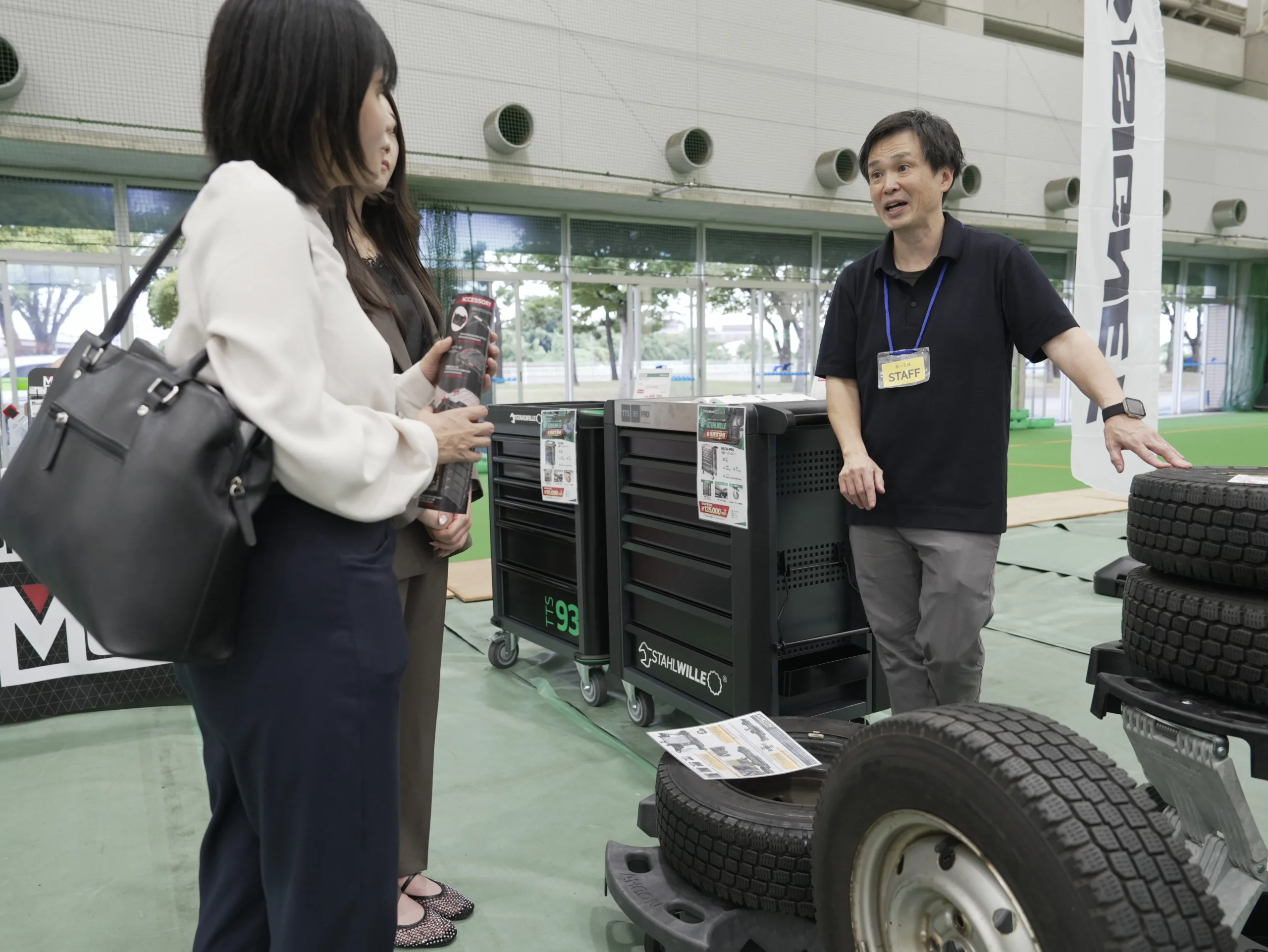 メーカー担当者との会話