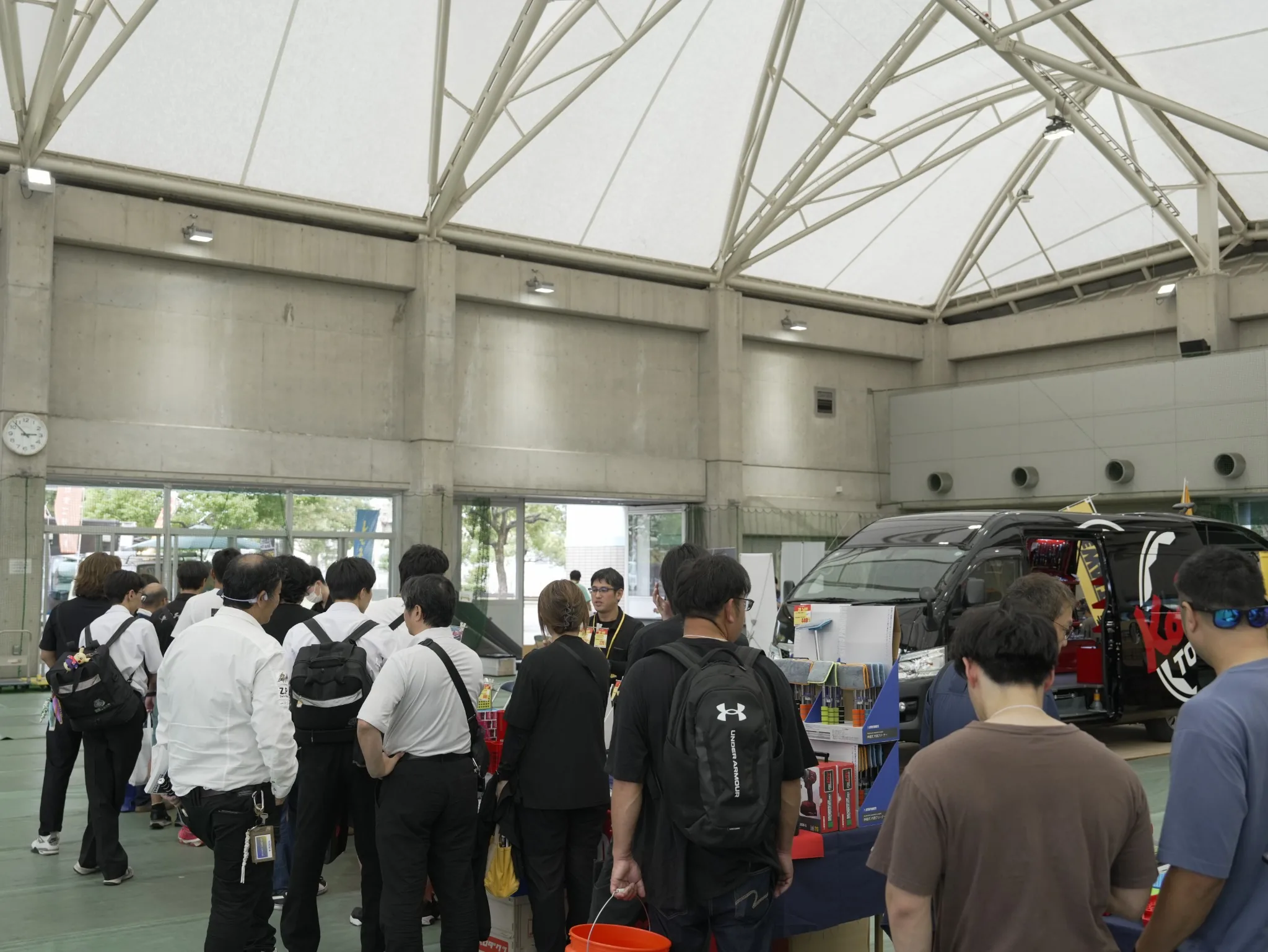 第7回ワールドツールショー会場内の来場者の様子